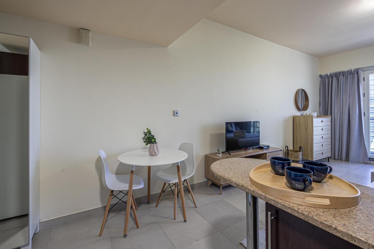 Higuests - Modern Studio With Incredible City Skyline View Ντουμπάι Εξωτερικό φωτογραφία